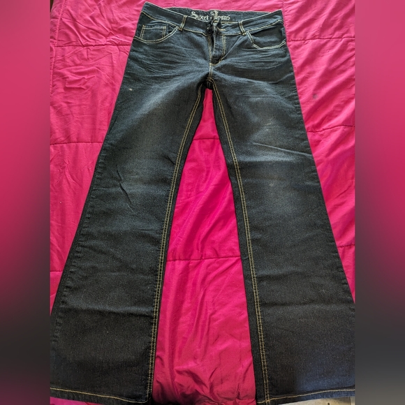 Jeans - Picture 1 of 3